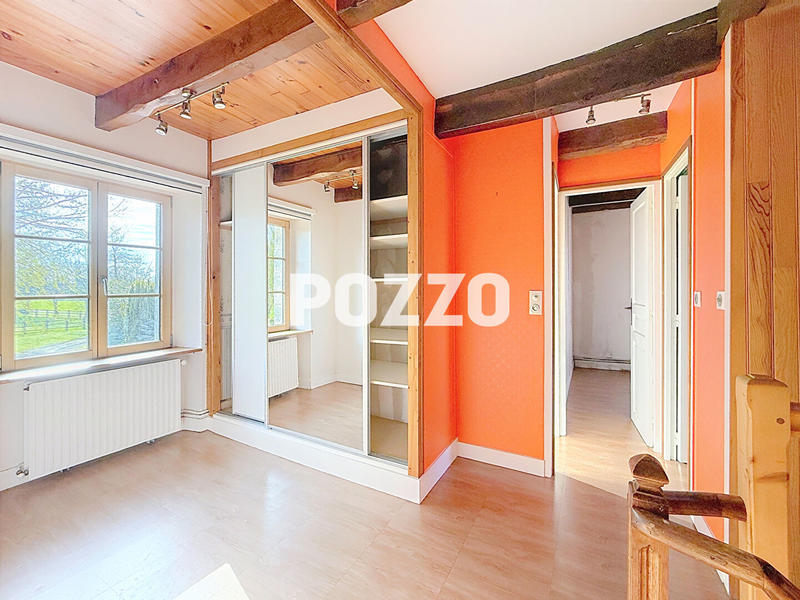 Maison - 173 m² - 9 pièces