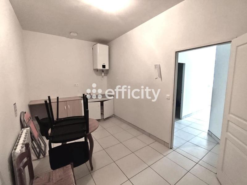 Local d'activité / Entrepôt - 400 m² - 3 pièces