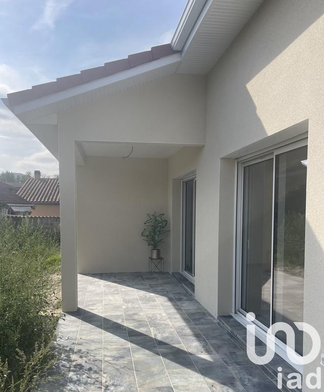 Maison - 104 m² - 4 pièces