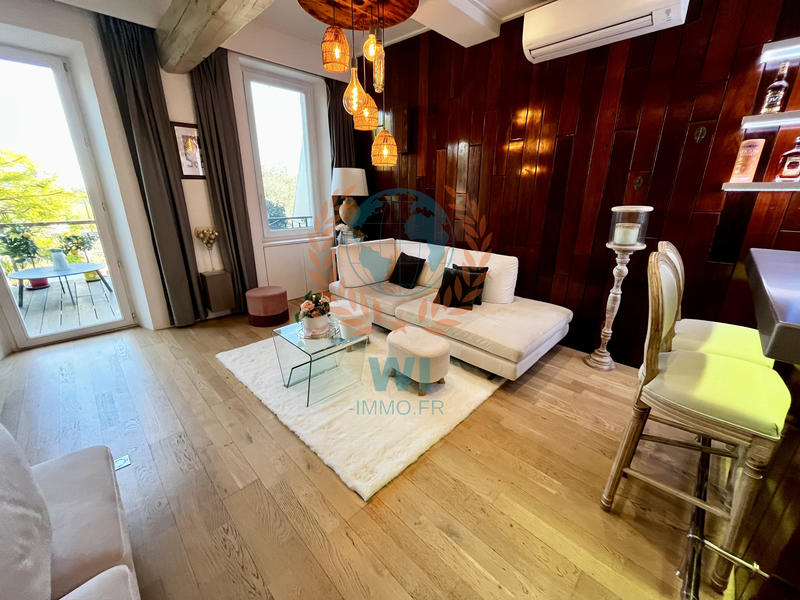 Maison de village - 200 m² - 6 pièces