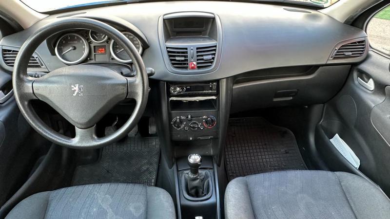 Peugeot 207 1.4 75cv