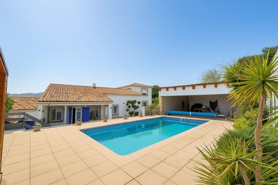 Maison - 140 m² - 7 pièces