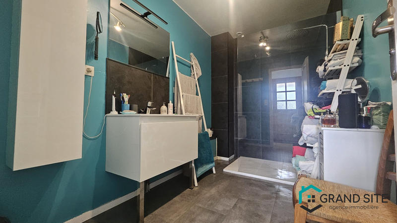 Maison - 166 m² - 6 pièces