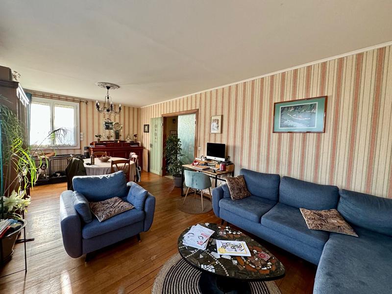 Maison - 126 m² - 7 pièces