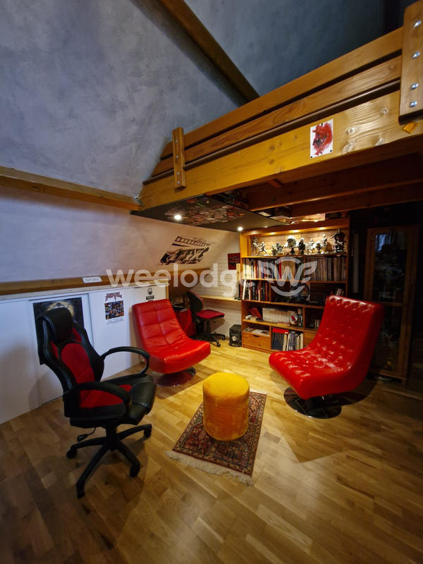 Maison - 195 m² - 7 pièces