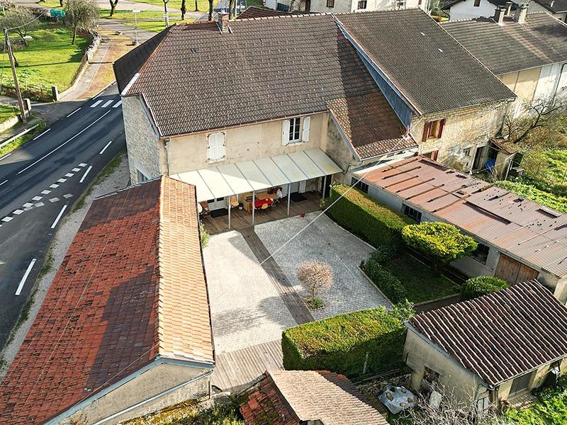 Maison de village - 180 m² - 6 pièces
