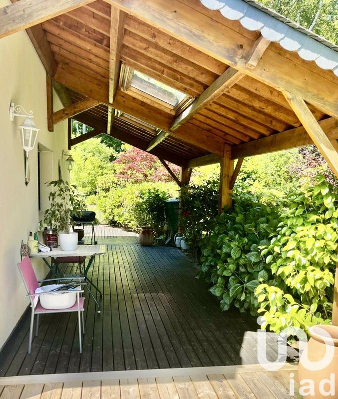 Maison - 171 m² - 7 pièces