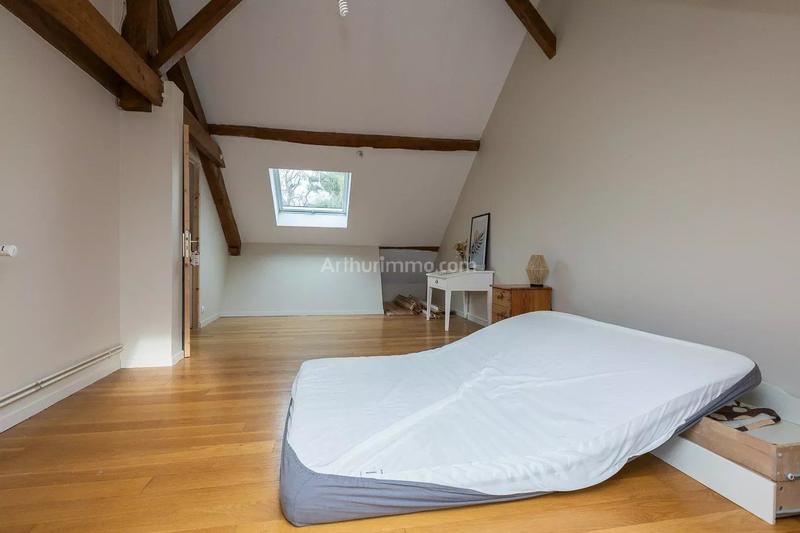 Maison - 237 m² - 9 pièces