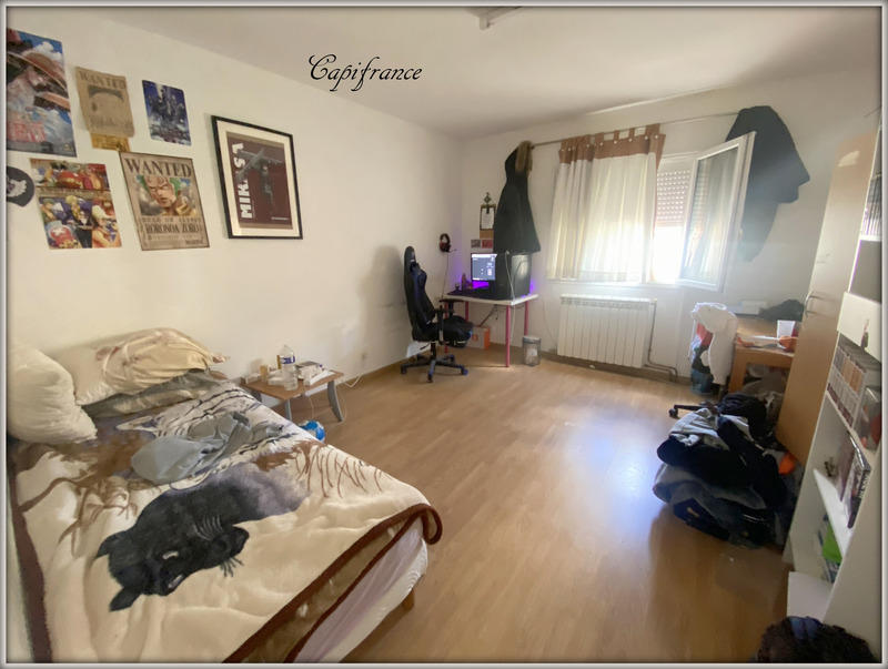 Maison - 193 m² - 8 pièces