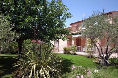 Villa - 250 m² - 6 pièces