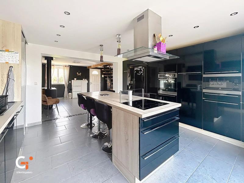 Maison - 160 m² - 5 pièces