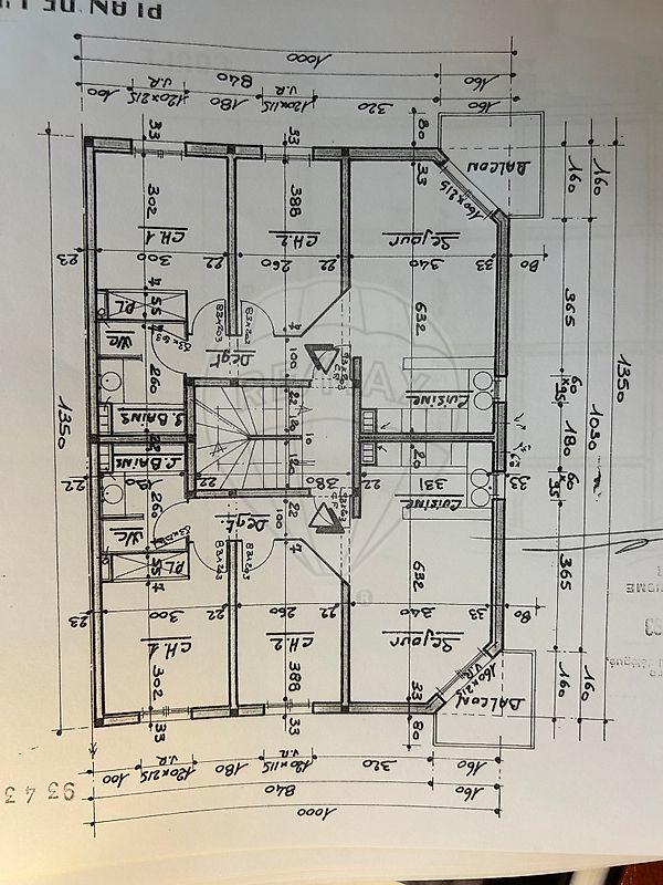 Immeuble - 373 m² - 17 pièces