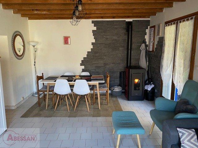Maison - 80 m² - 4 pièces