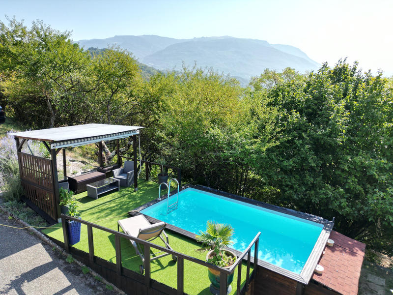 Maison - 185 m² - 6 pièces