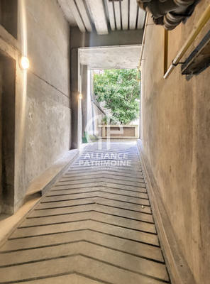 Parking / Garage - 8 m²