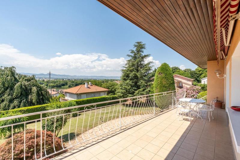 Maison - 170 m² - 5 pièces