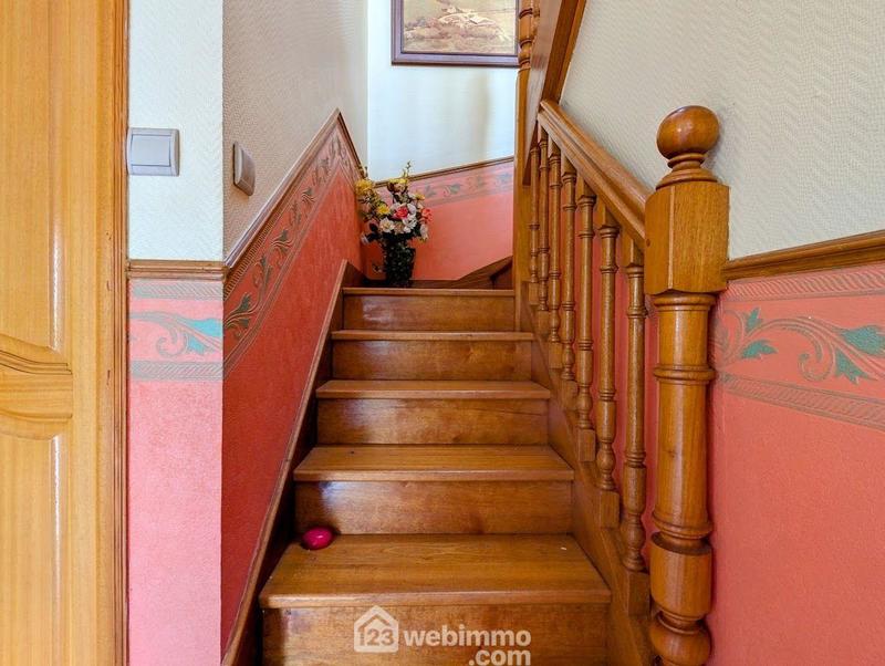 Maison - 158 m² - 7 pièces