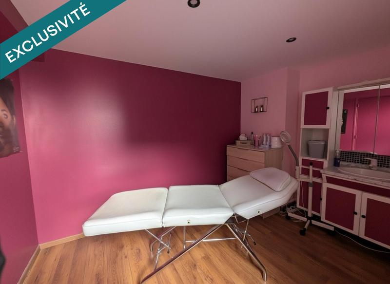 Local commercial - 135 m² - 4 pièces