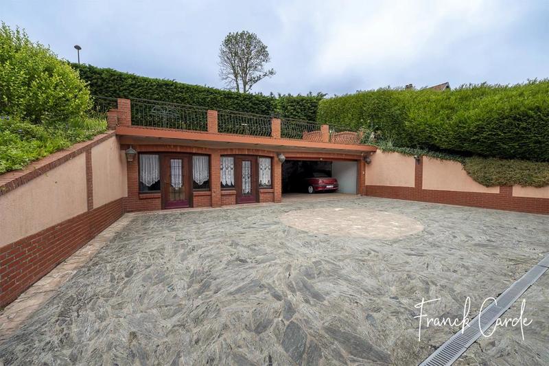 Chaumière - 170 m² - 7 pièces