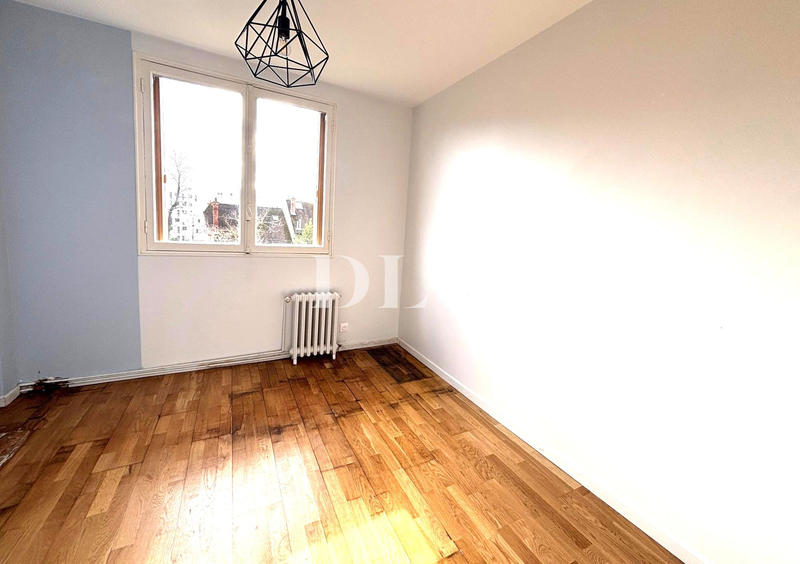 Appartement - 75 m² - 5 pièces