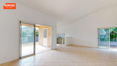 Maison - 94 m² - 4 pièces