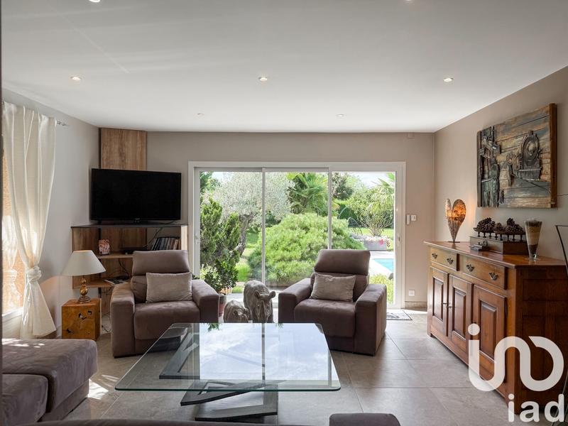 Maison - 297 m² - 10 pièces