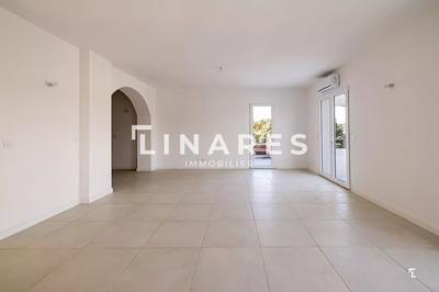 Appartement - 95 m² - 4 pièces