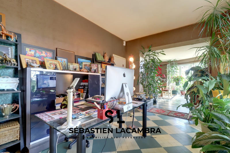 Propriété - 328 m² - 10 pièces