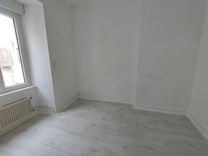 Maison - 80 m² - 5 pièces