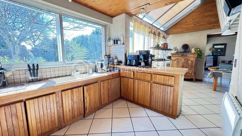 Maison d'architecte - 300 m² - 9 pièces