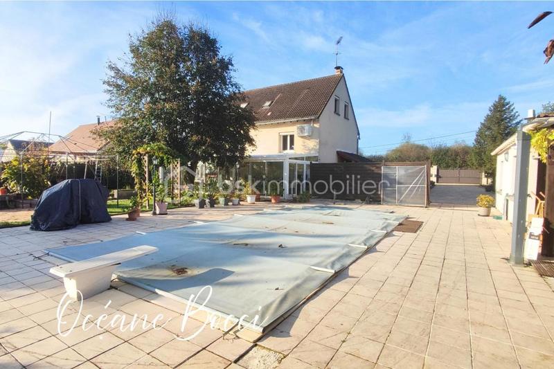 Maison - 155 m² - 7 pièces