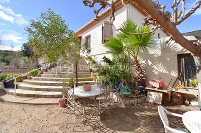 Propriété - 320 m² - 14 pièces