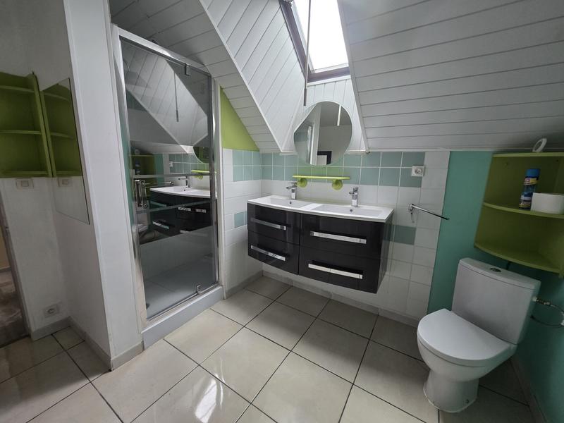 Maison traditionnelle - 94 m² - 4 pièces