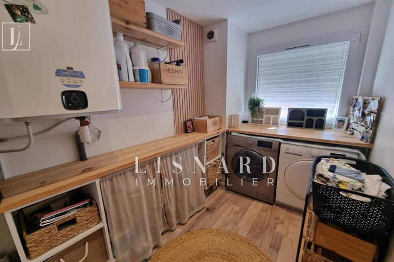 Appartement - 80 m² - 3 pièces