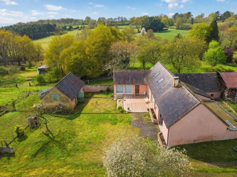 Maison - 95 m² - 4 pièces