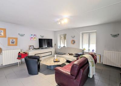 Maison - 159 m² - 7 pièces