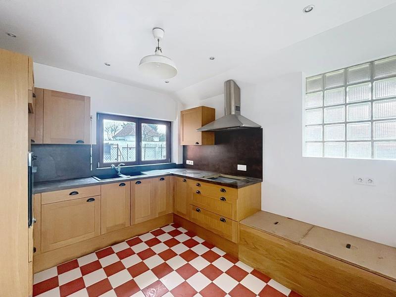 Maison - 80 m² - 5 pièces