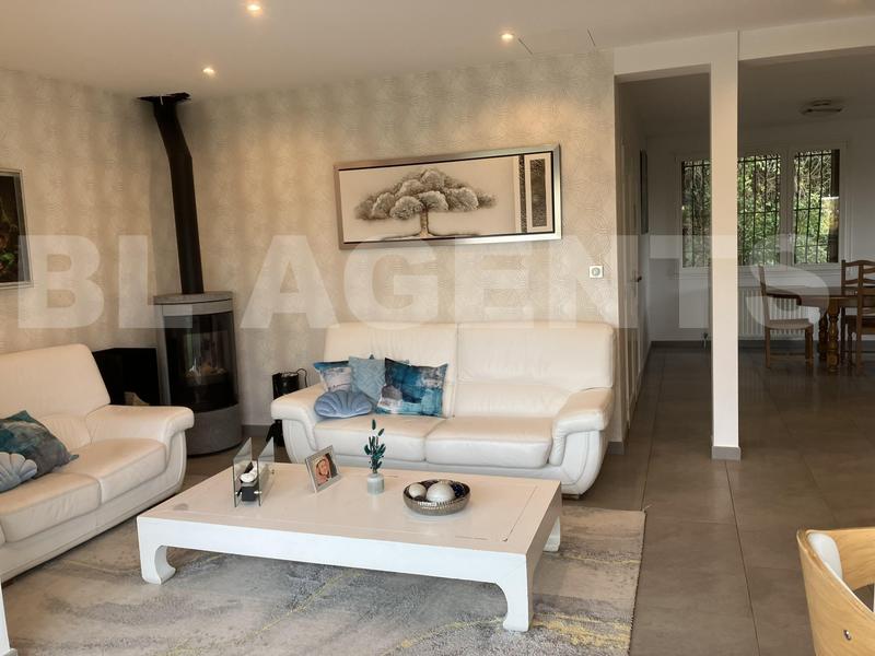 Maison - 176 m² - 6 pièces