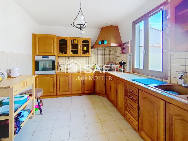 Maison - 95 m² - 6 pièces