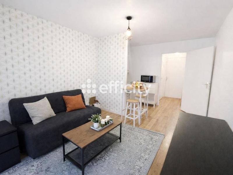 Studio - 21 m² - 1 pièce