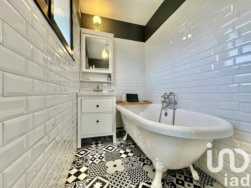 Maison - 108 m² - 4 pièces