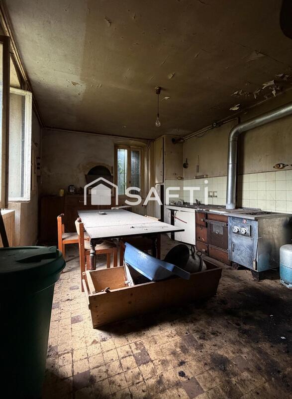 Propriété - 405 m² - 8 pièces