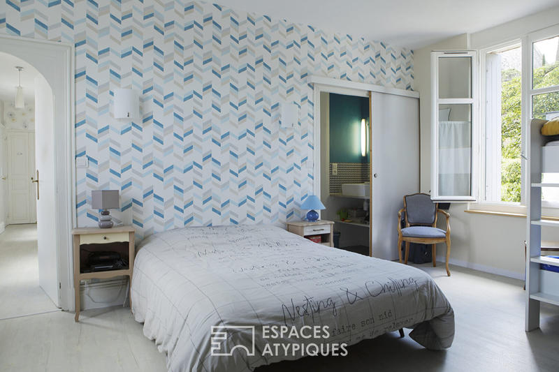 Maison - 400 m² - 12 pièces