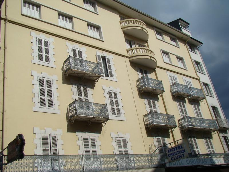 Immeuble - 1 856 m² - 80 pièces