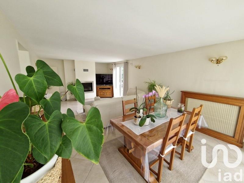 Maison - 251 m² - 10 pièces