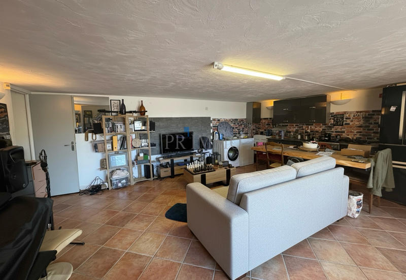 Villa - 167 m² - 8 pièces