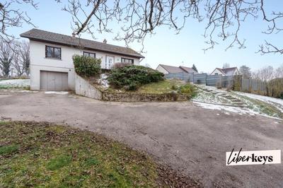 Maison - 93 m² - 3 pièces