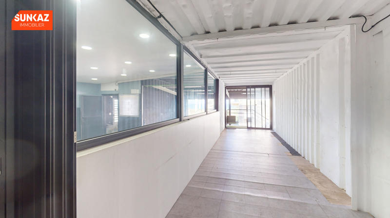 Local d'activités - 120 m² - 1 pièce