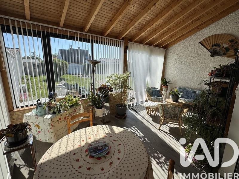 Maison - 168 m² - 9 pièces