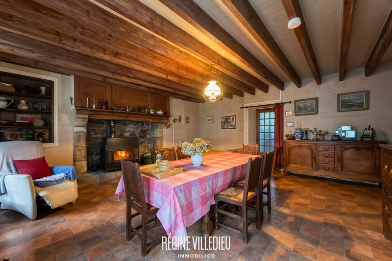 Maison - 143 m² - 6 pièces